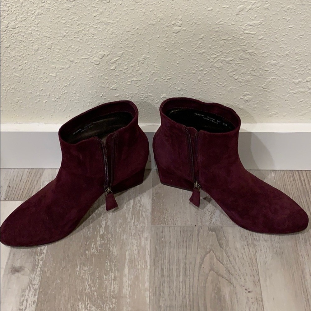 Johnston & Murphy Ankle Boots in Wine Color